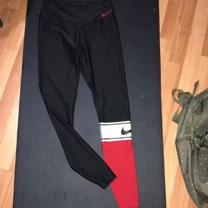 Nike leggings
